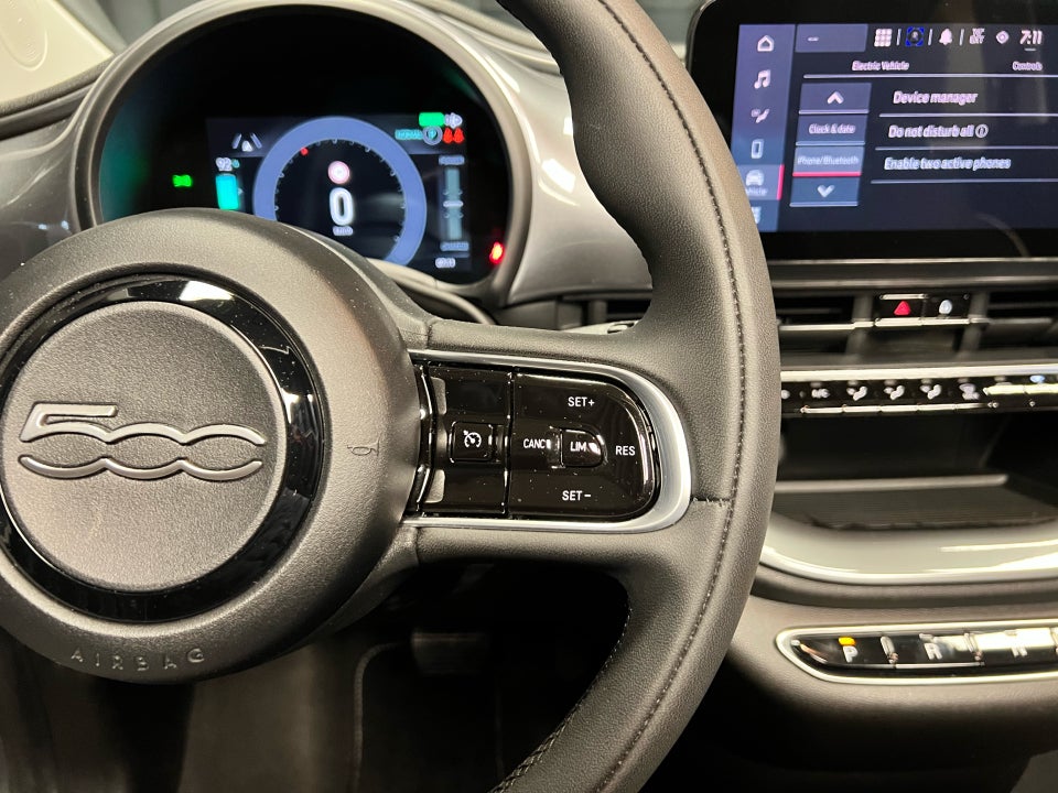 Fiat 500e 42 Icon Cabrio 2d