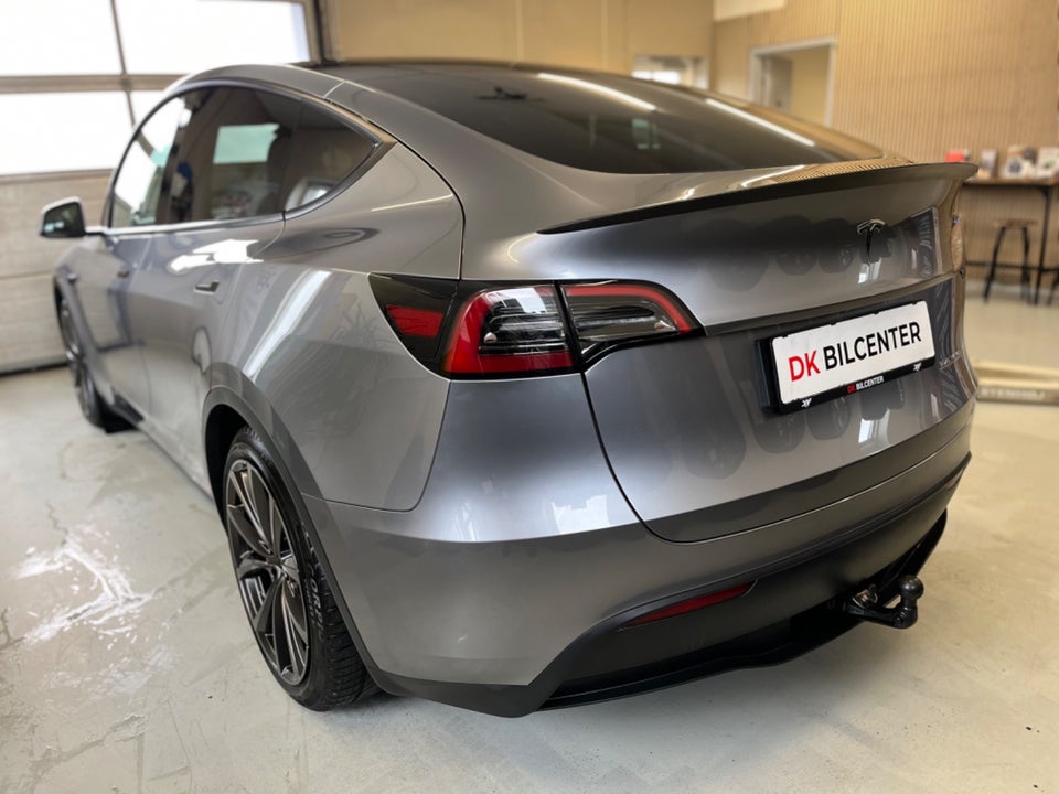 Tesla Model Y Performance AWD 5d