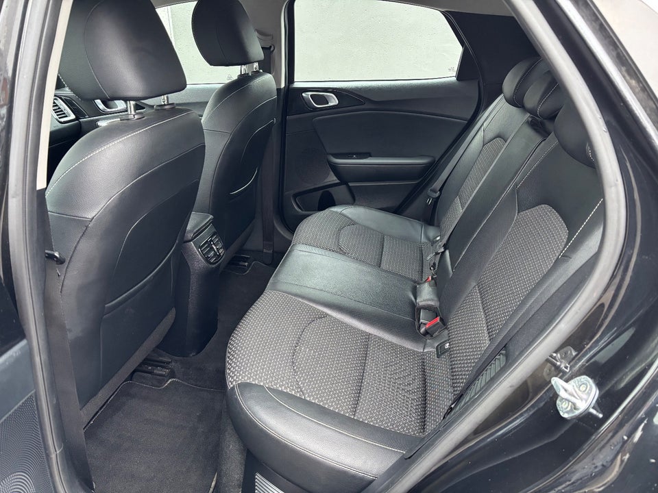 Kia XCeed 1,6 PHEV Premium DCT 5d