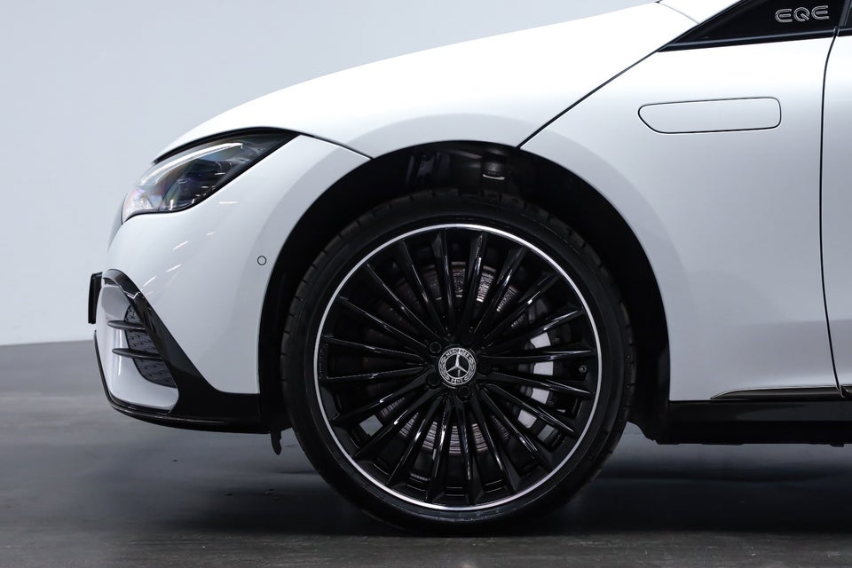 Mercedes EQE350+ AMG Line 4d