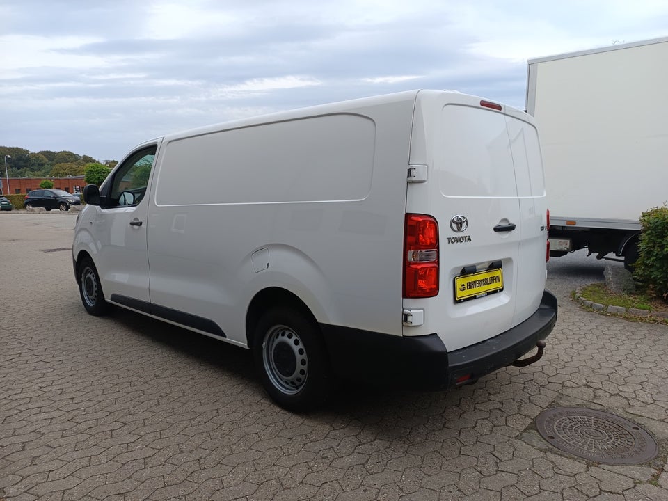 Toyota ProAce 2,0 D 120 Long Comfort 5d