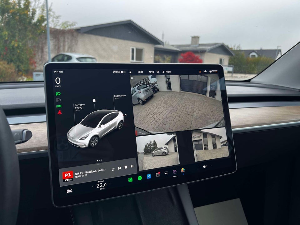 Tesla Model Y Long Range AWD 5d