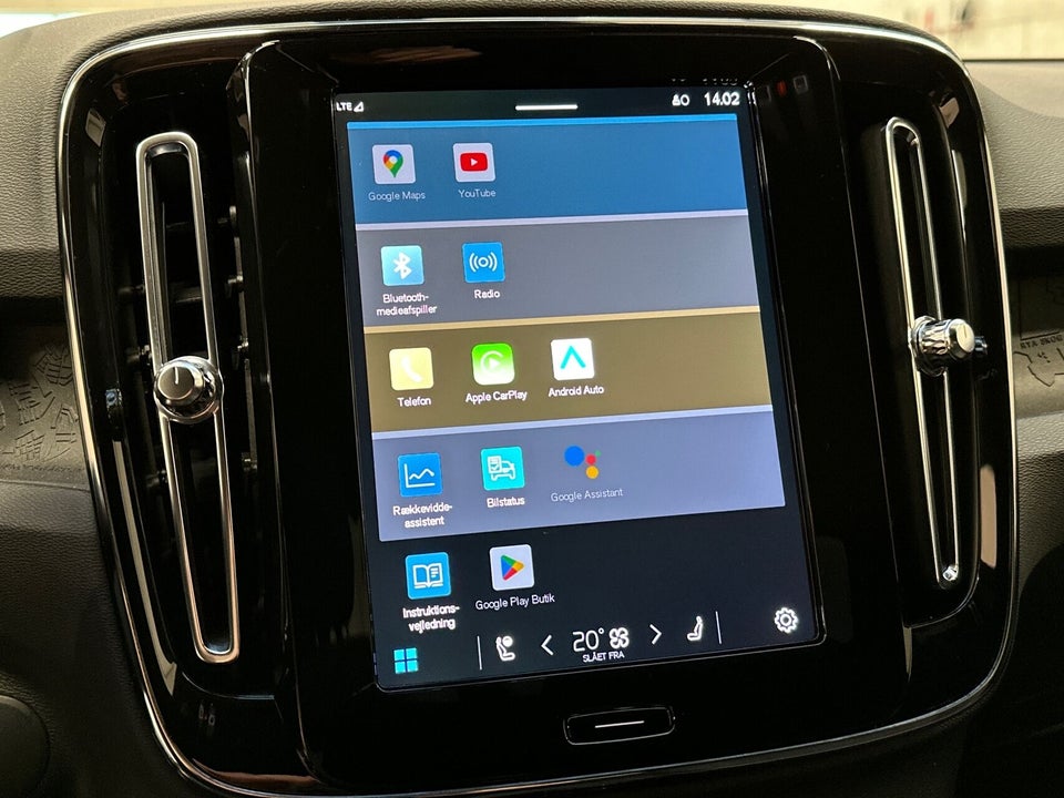 Volvo XC40 ReCharge Extended Range Core 5d