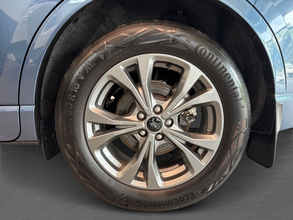 Ford Kuga 2,5 PHEV ST-Line X CVT 5d