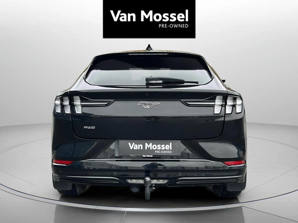 Ford Mustang Mach-E 98 Extended Range AWD 5d