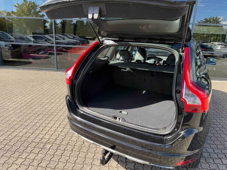 Volvo XC60 2,0 D4 190 Momentum aut. 5d
