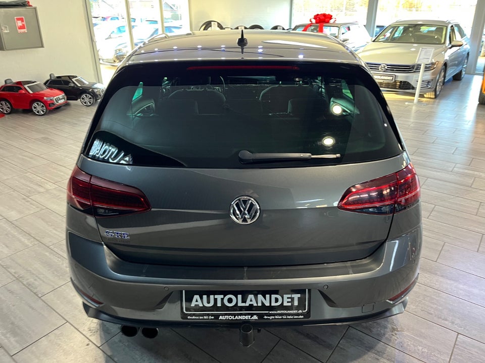 VW Golf VII 1,4 GTE DSG 5d