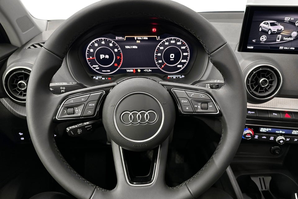 Audi Q2 35 TFSi Prestige S-tr. 5d