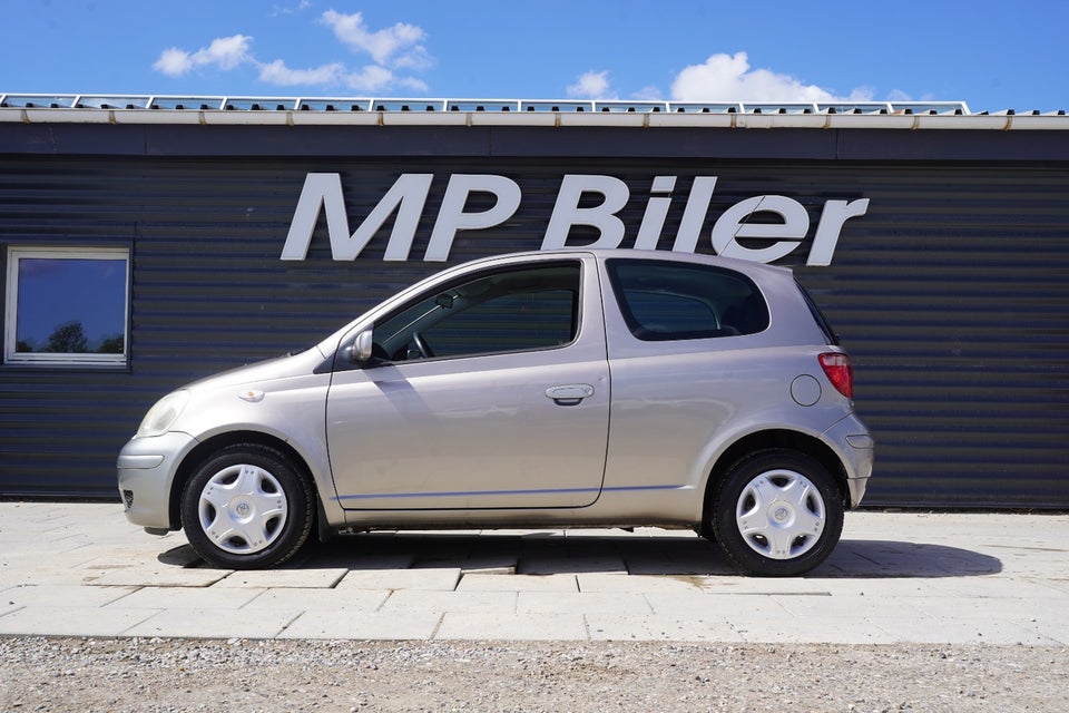 Toyota Yaris 1,3 Luna 3d