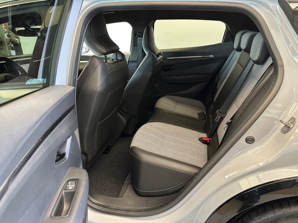 Renault Megane E-Tech 60 Techno 5d