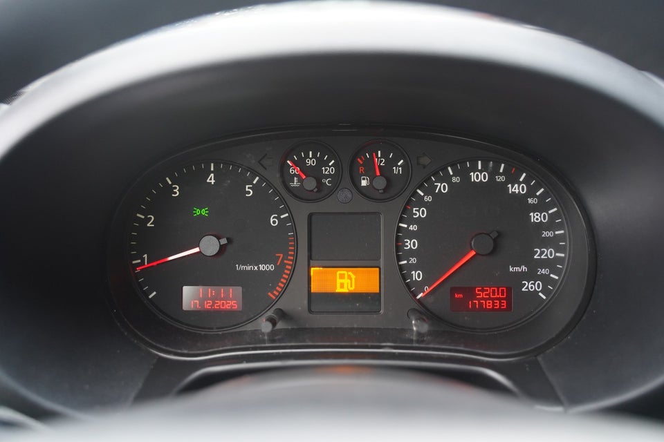 Audi A3 1,8 Ambiente 5d