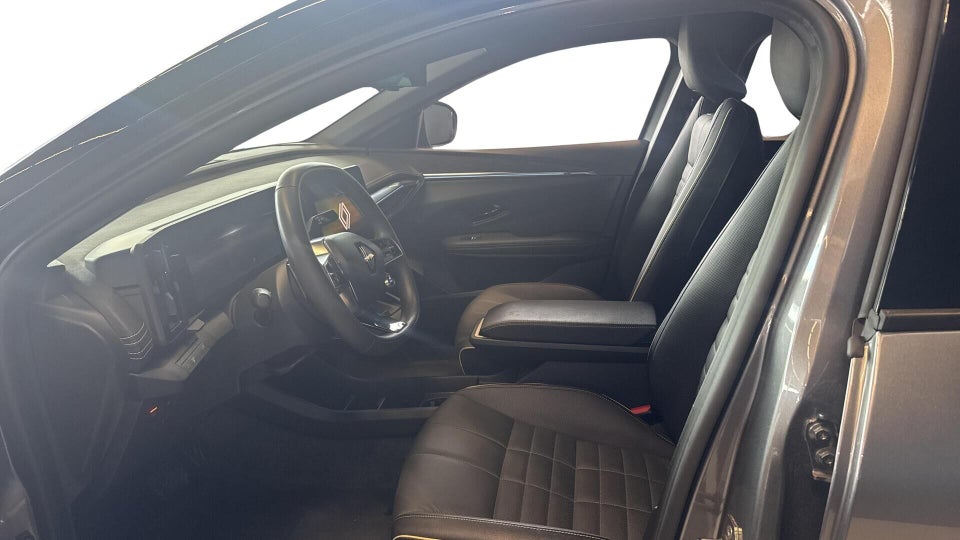 Renault Megane E-Tech 60 Iconic 5d