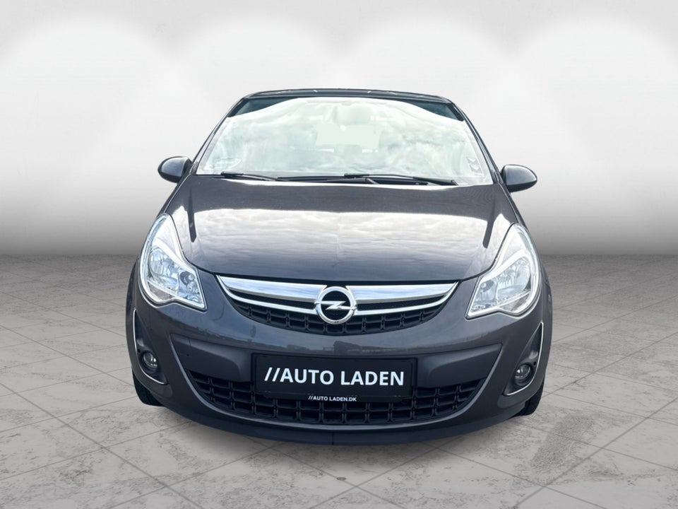 Opel Corsa 1,4 16V Cosmo 5d