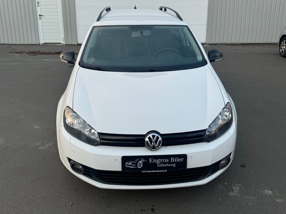 VW Golf VI 1,6 TDi 105 Match Variant DSG BMT 5d