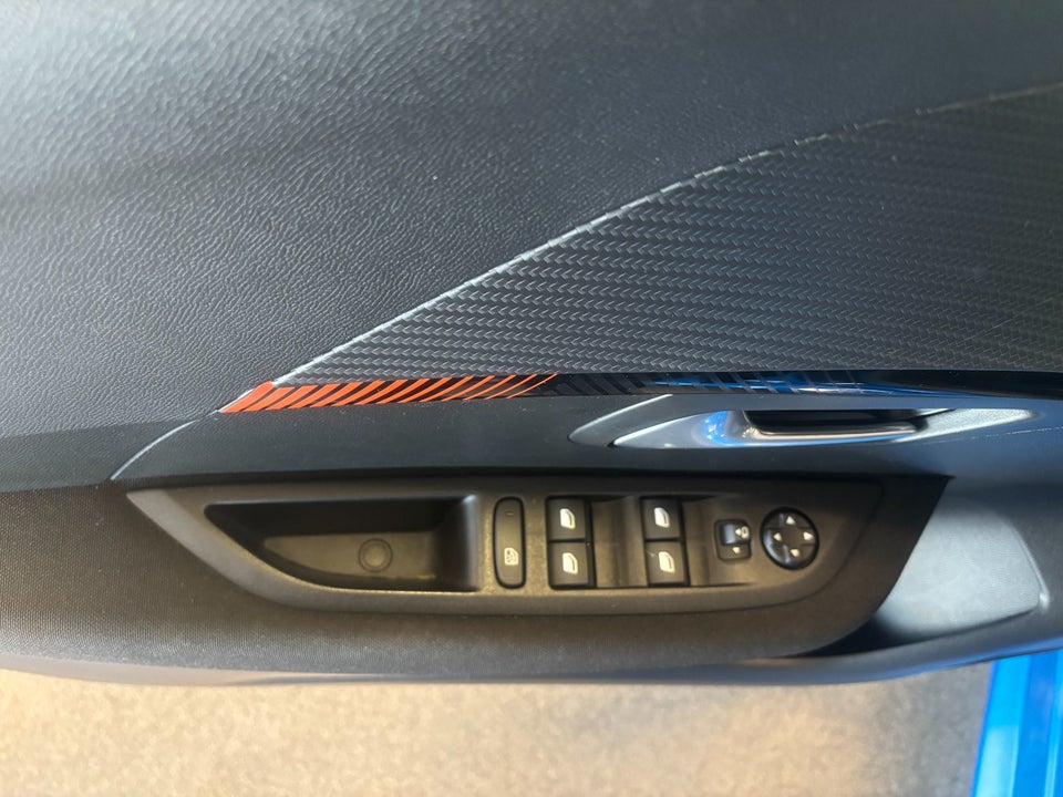 Peugeot e-208 50 Active 5d
