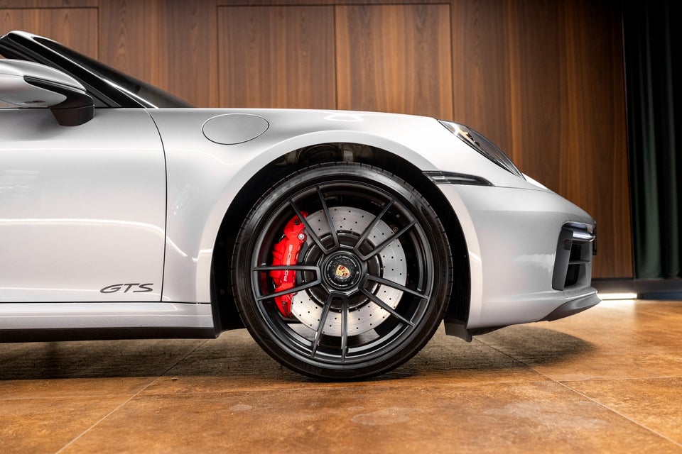 Porsche 911 Targa 4 GTS 3,0 PDK 2d
