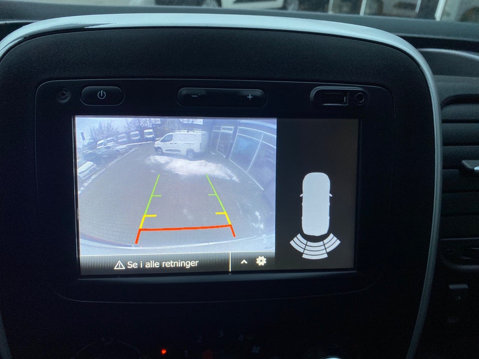 Renault Trafic T29 2,0 dCi 120 L2H1