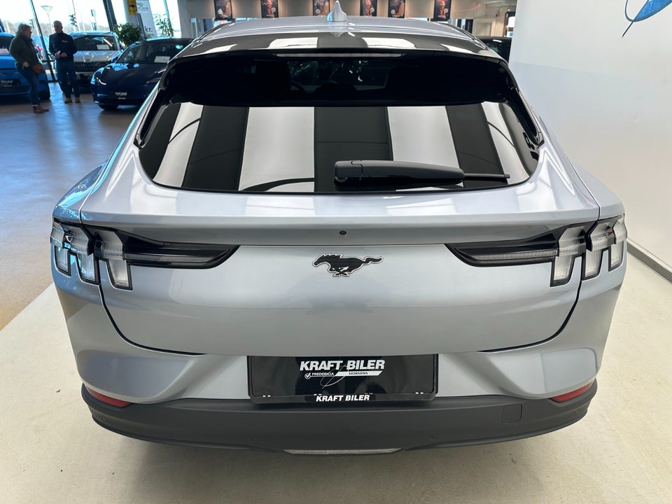 Ford Mustang Mach-E 75 Standard Range 5d