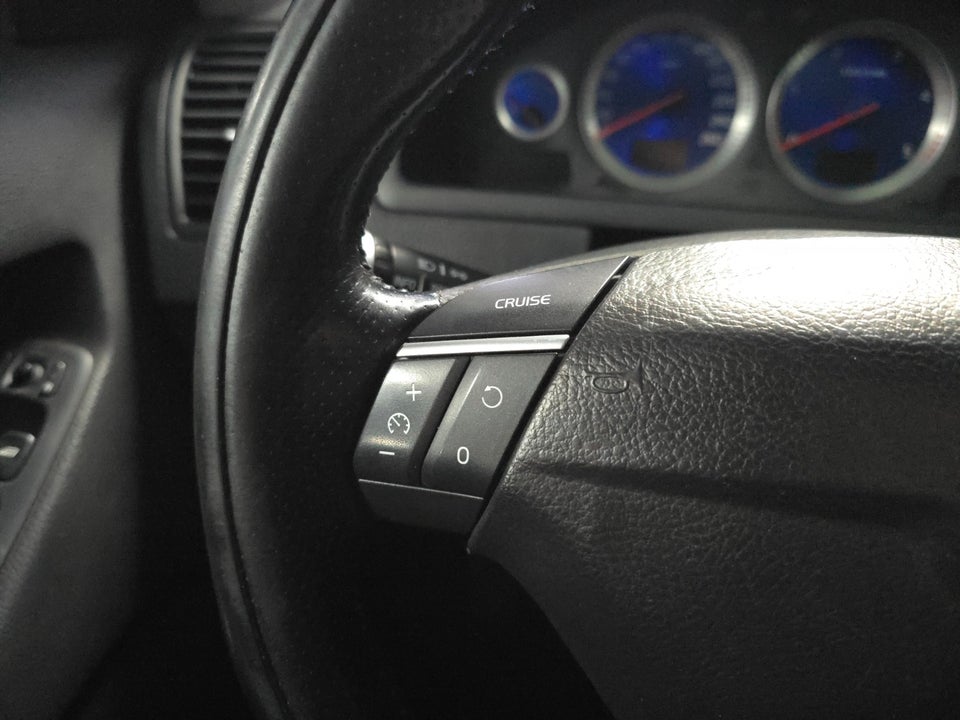 Volvo XC90 2,4 D5 185 Sport aut. AWD 7prs 5d