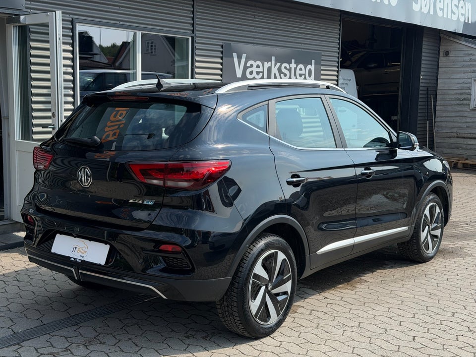 MG ZS 50 Luxury 5d