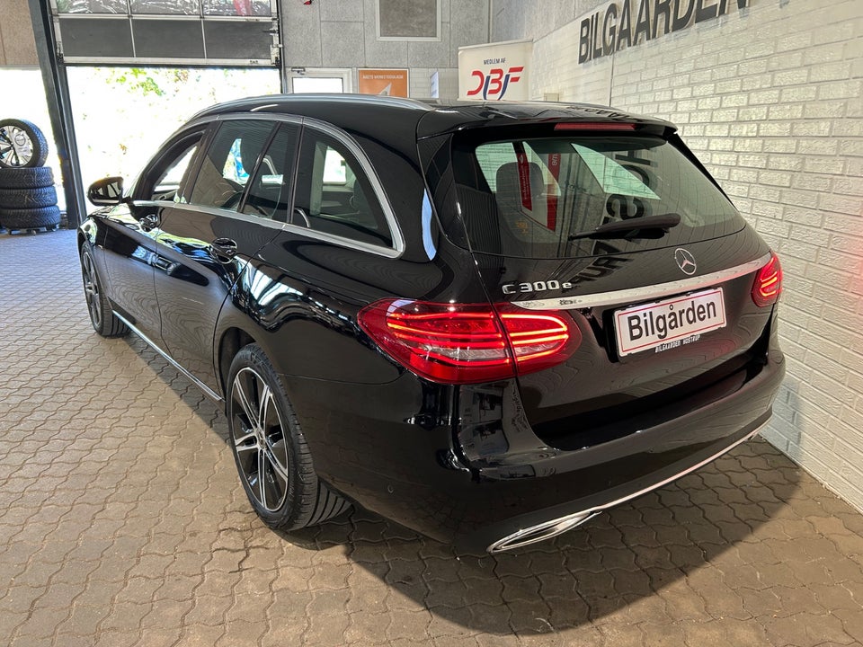 Mercedes C300 e 2,0 Avantgarde stc. aut. 5d