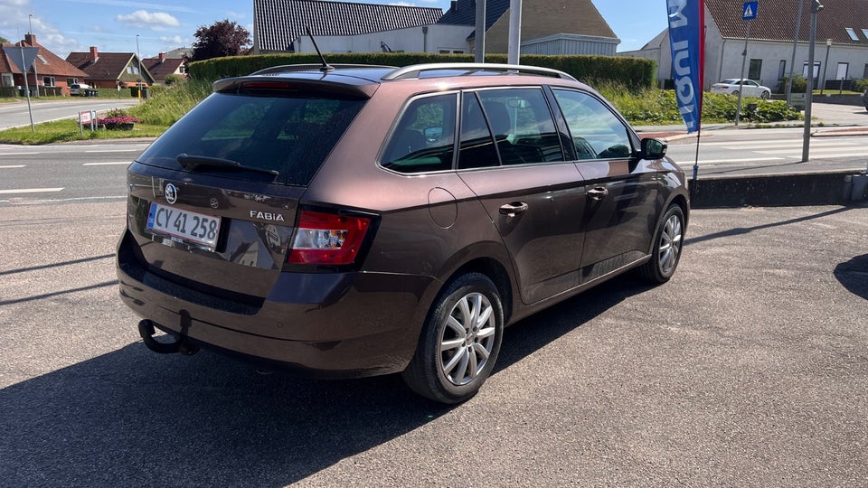 Skoda Fabia 1,2 TSi 110 Ambition Combi DSG 5d