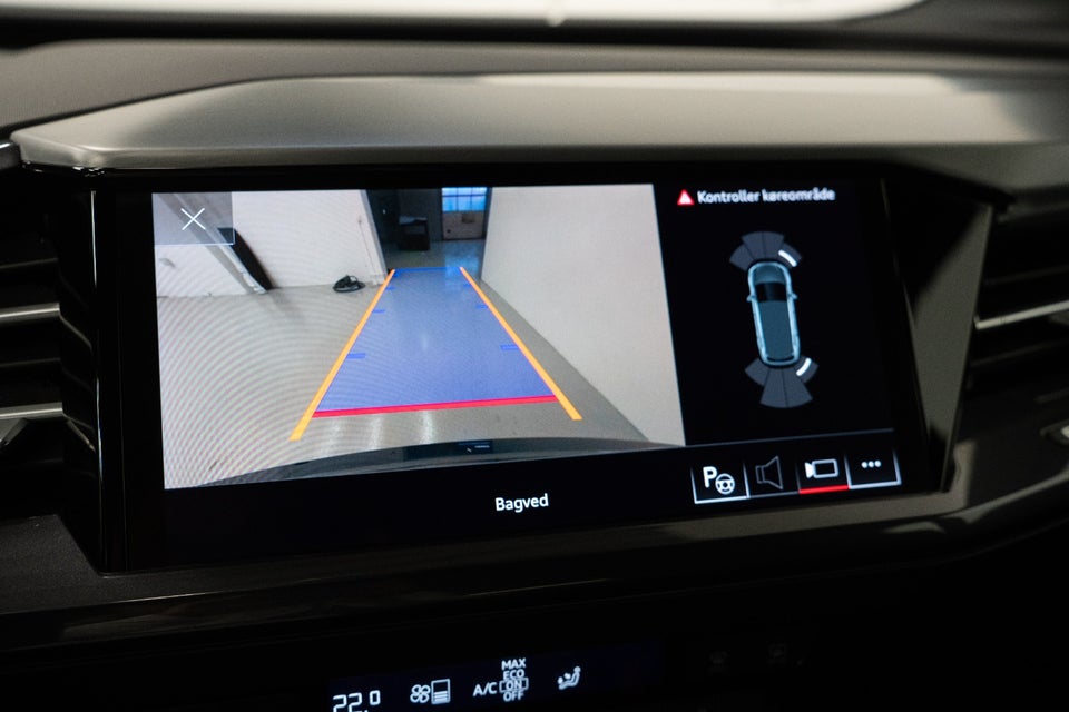 Audi Q4 e-tron 35 S-line 5d