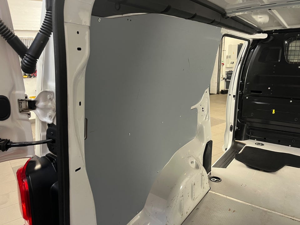 Peugeot Expert 2,0 BlueHDi 122 L3 Premium Van