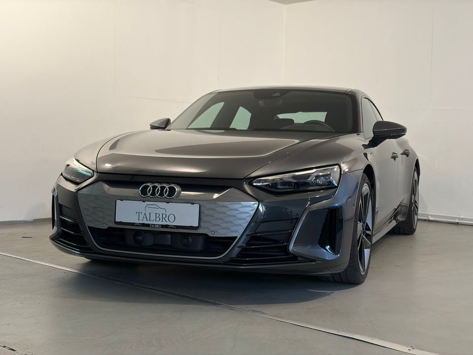Audi e-tron GT quattro 4d