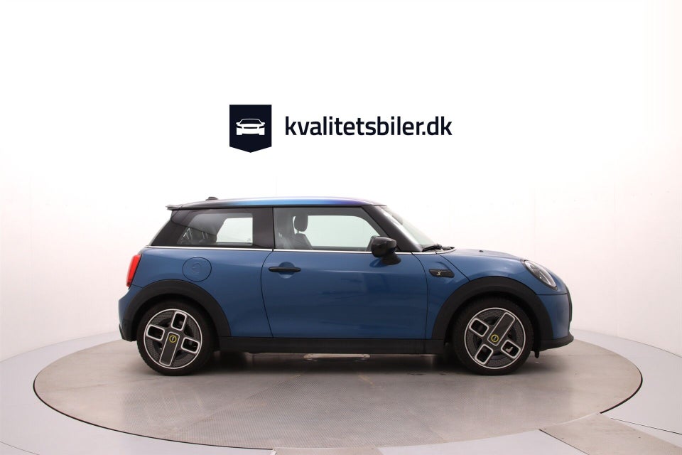 MINI Cooper SE Classic Trim 3d