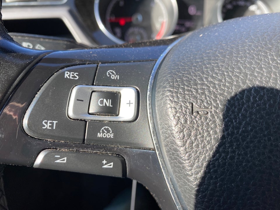 VW Touran 1,6 TDi 115 Comfortline Van 5d