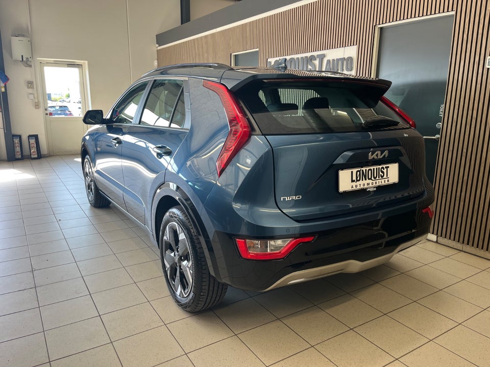 Kia Niro 64 EV Access Plus 5d