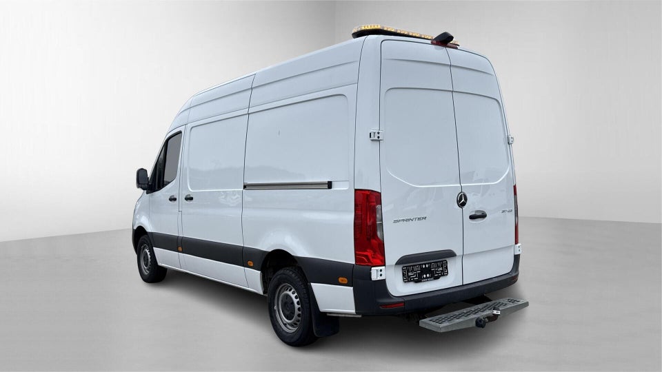 Mercedes Sprinter 317 2,0 CDi A2 Kassevogn aut. RWD