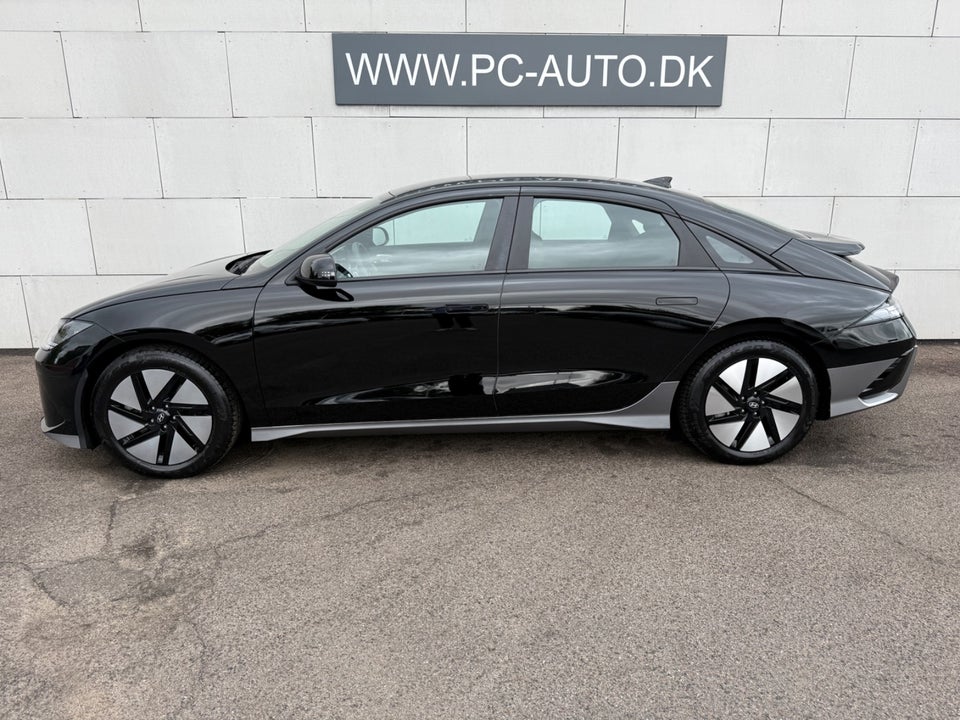 Hyundai Ioniq 6 53 Essential 4d
