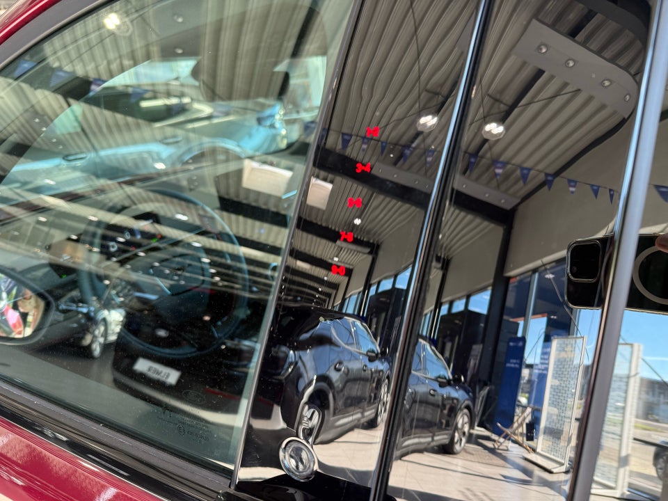 Ford Mustang Mach-E 98 Premium Extended Range AWD 5d