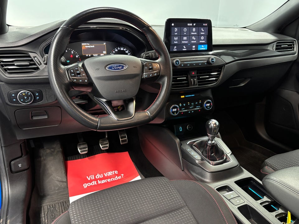 Ford Focus 1,0 EcoBoost ST-Line 5d