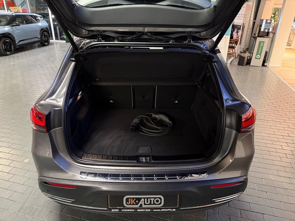 Mercedes EQA250+ Electric Art 5d