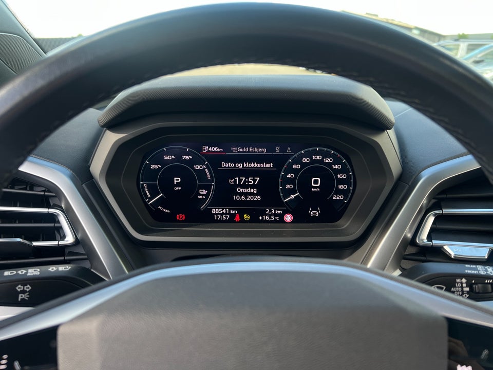 Audi Q4 e-tron 45 Progress quattro 5d
