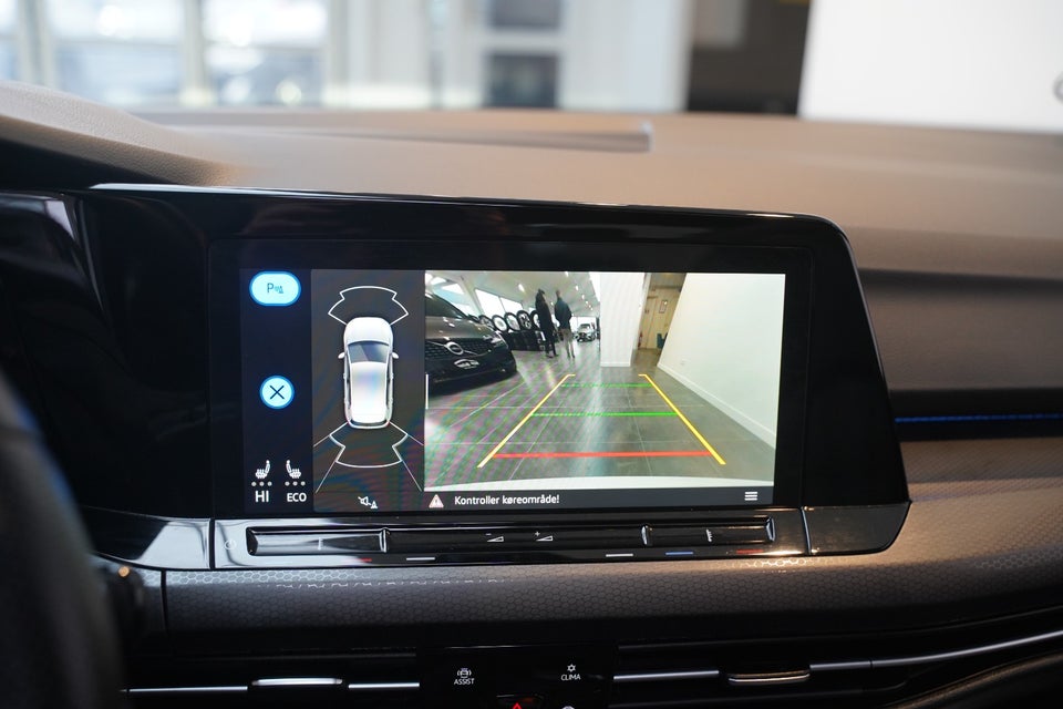 VW Golf VIII 1,4 GTE DSG 5d