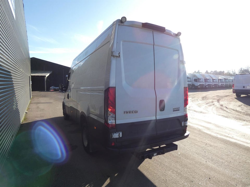 Iveco Daily 3,0 35C18 12m³ Van AG8