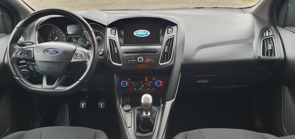 Ford Focus 1,5 SCTi 150 ST-Line stc. 5d
