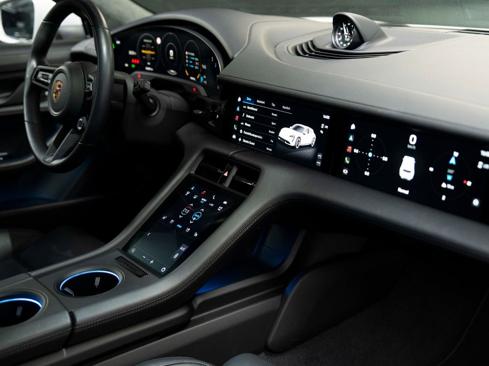 Porsche Taycan GTS Performance+ Sport Turismo 5d