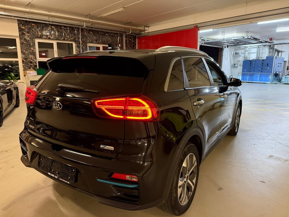 Kia e-Niro 64 Premium 5d