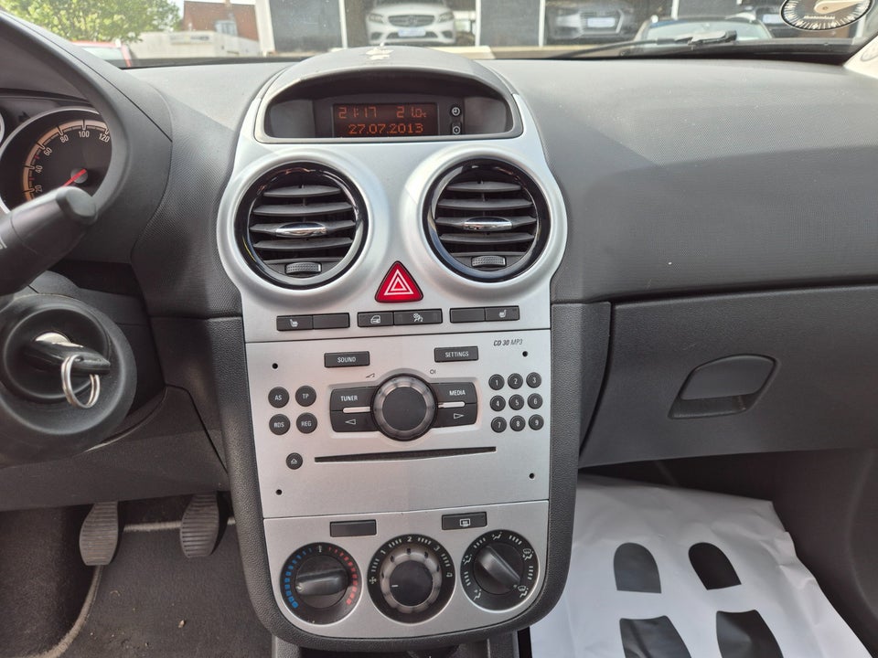 Opel Corsa 1,0 12V Enjoy 3d