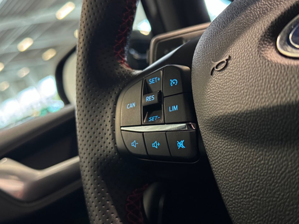 Ford Fiesta 1,0 EcoBoost mHEV ST-Line X 5d