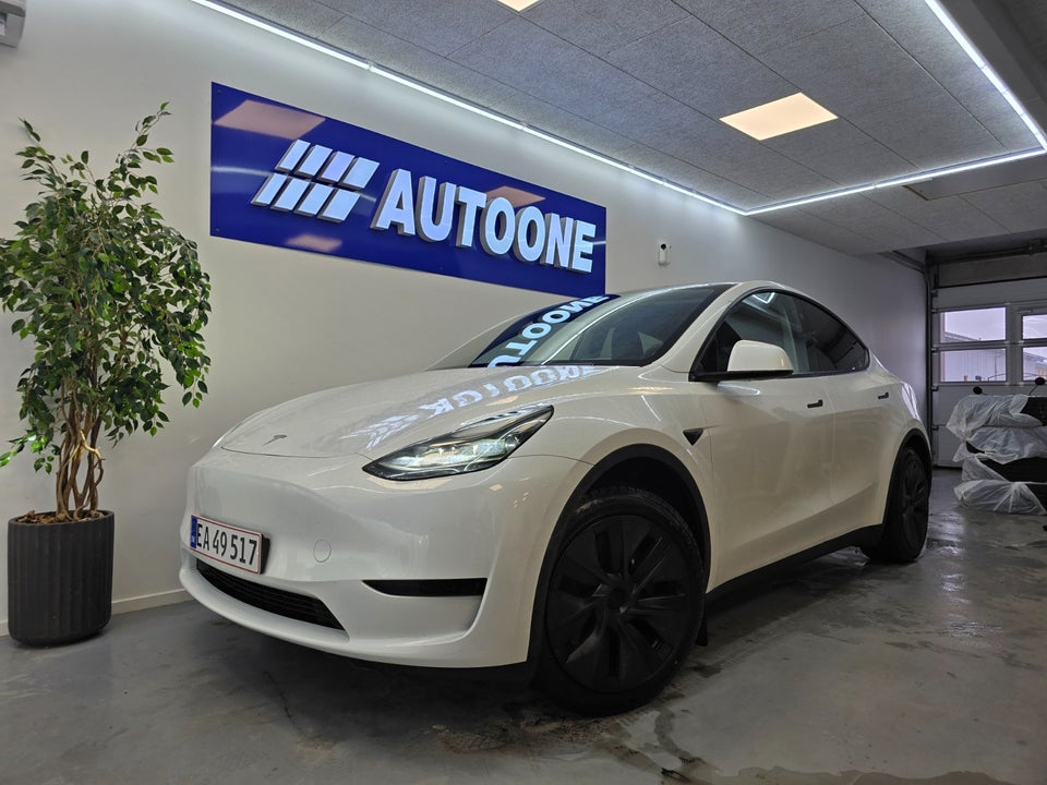 Tesla Model Y RWD 5d