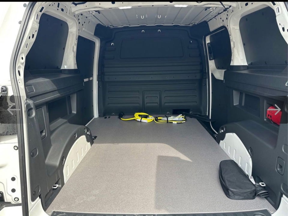 VW ID.Buzz 79 Cargo Pro+