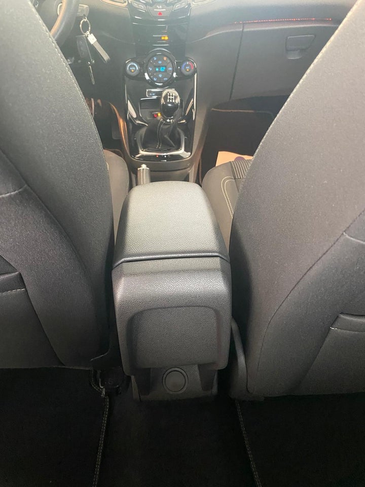 Ford Fiesta 1,0 SCTi 100 Titanium 5d