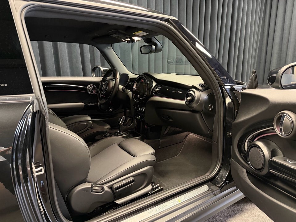 MINI Cooper SE Edition Premium 3d