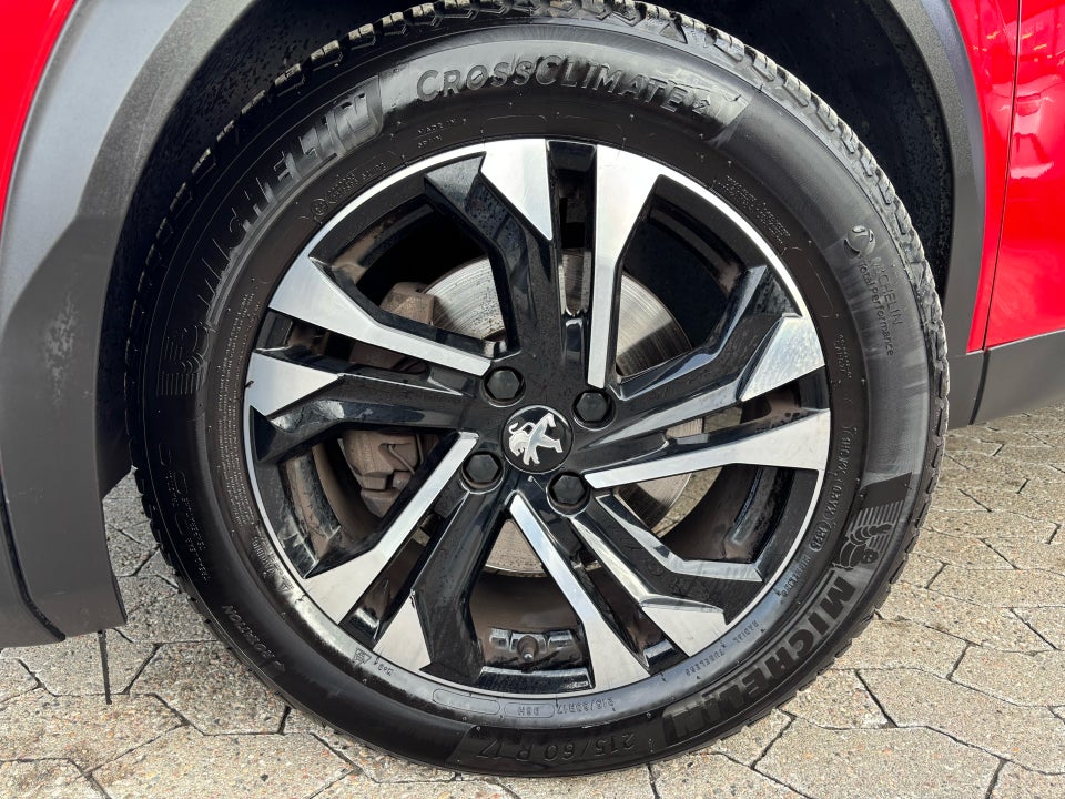 Peugeot 2008 1,5 BlueHDi 130 Allure Pack EAT8 5d